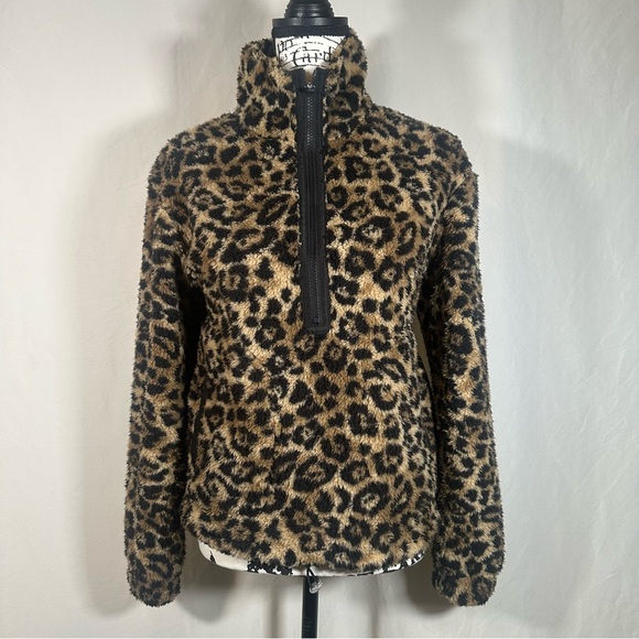 No Boundaries Animal Print Pullover Womens Fleece Sweater XS Cheetah Leopard - Picture 2 of 7